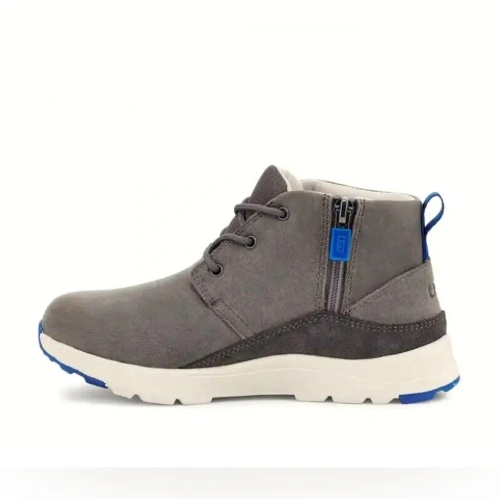 UGG very good